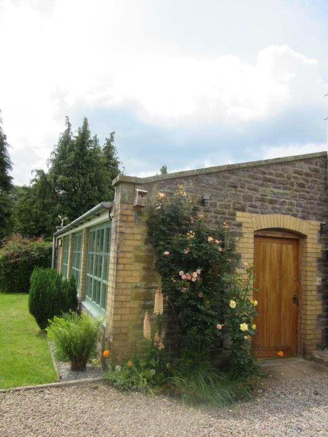 Tegfan Garden Suite Talgarth Bagian luar foto